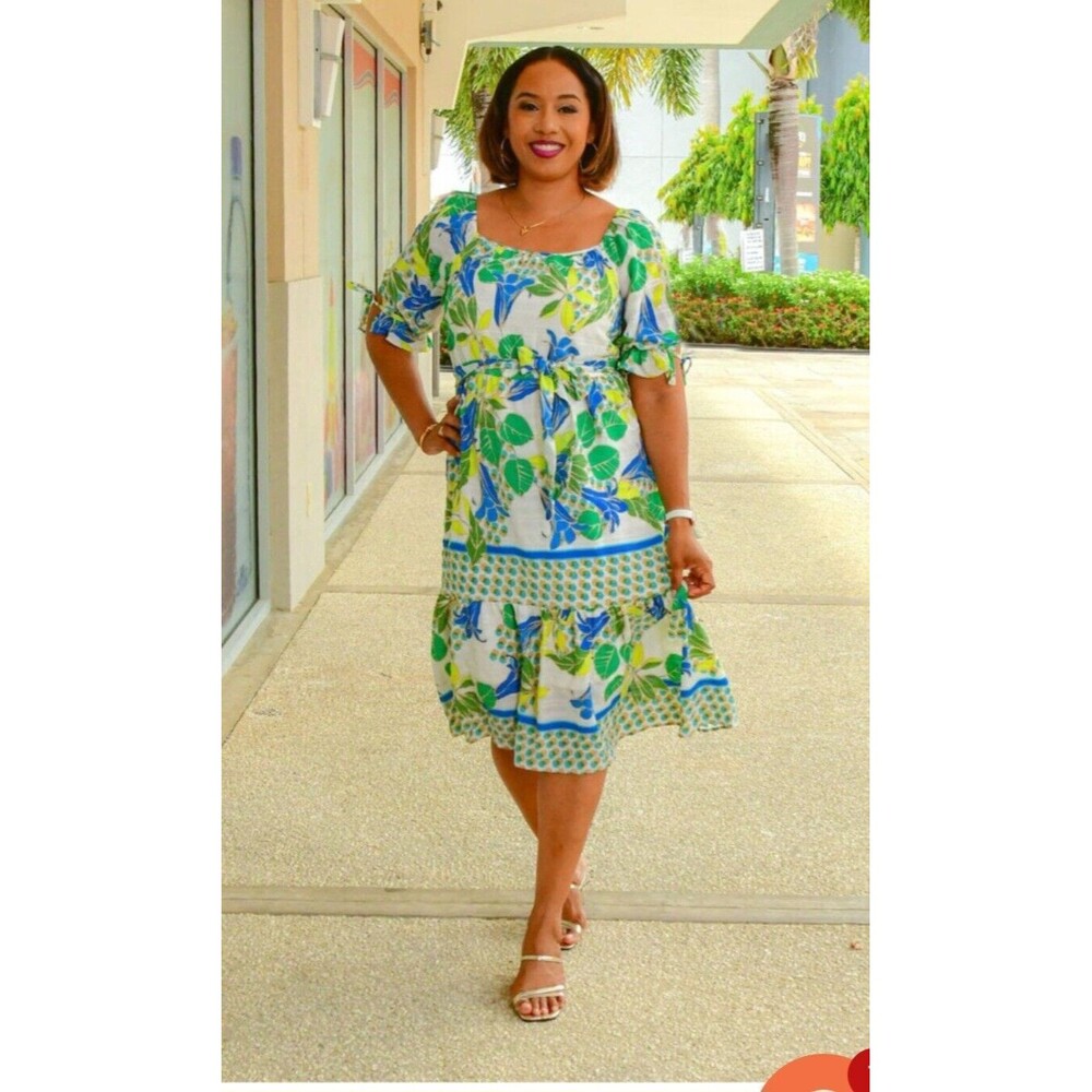 Figuerca And Flower Floral Dress.  SizE Large